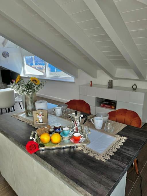Apt. Aries - Penthouse Menaggio Zewnętrze zdjęcie